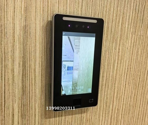 沈阳浑南自动门人脸识别门禁机安装案例